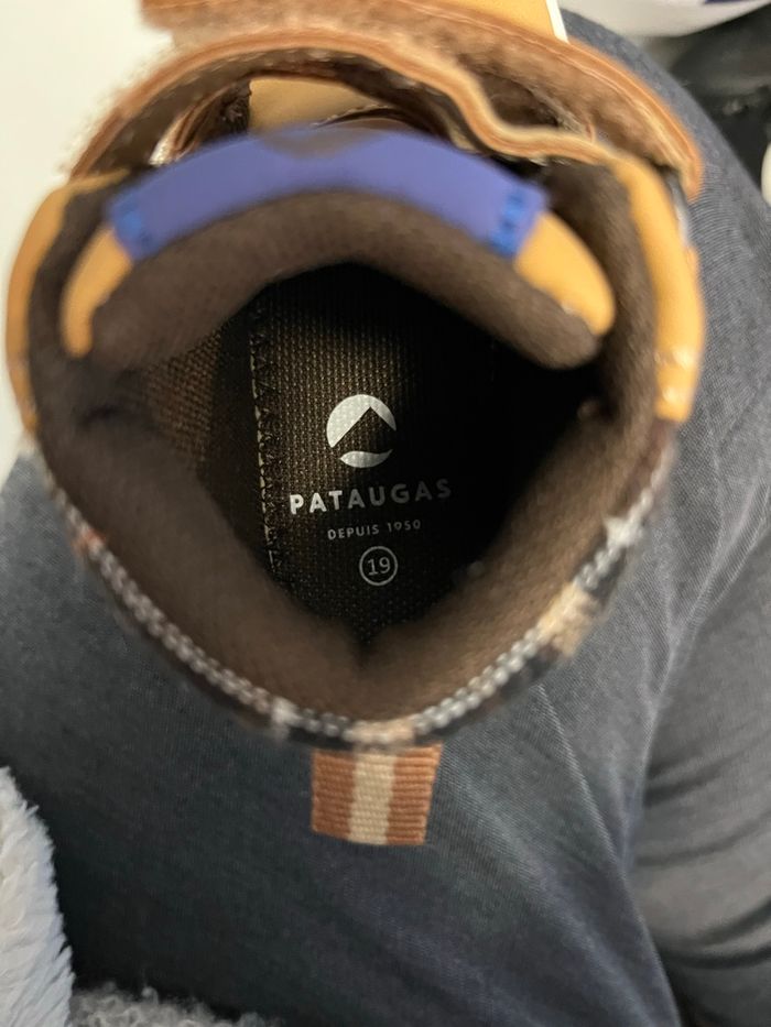 Chaussure taille 19 - photo numéro 3