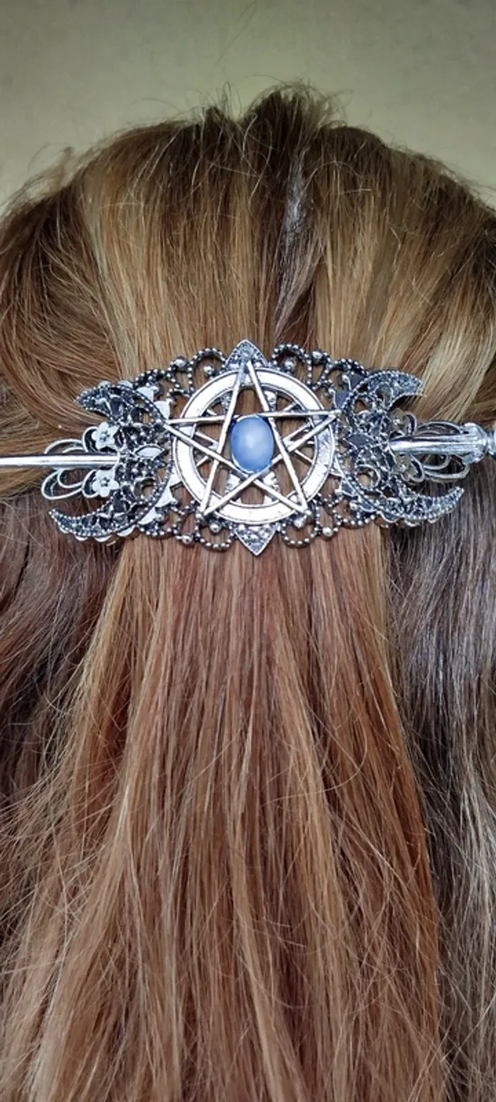 Broche witch💫 pierre de lune - photo numéro 4
