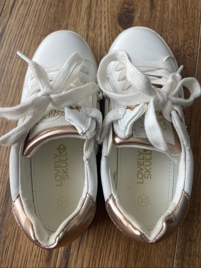 Vends 2 paires de chaussures filles T30 - photo numéro 3