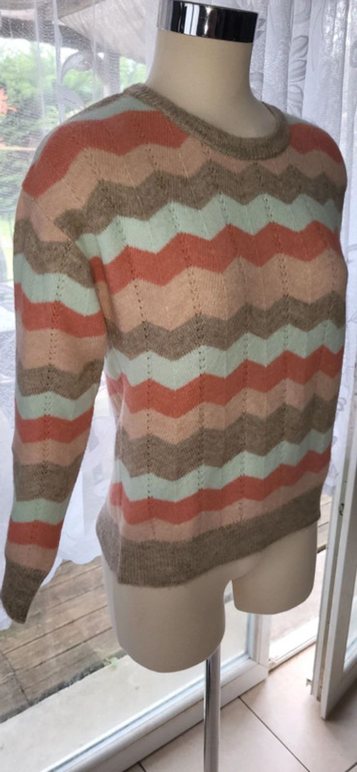 Pull en tricot à rayures colorées et tout doux – Taille M - photo numéro 2