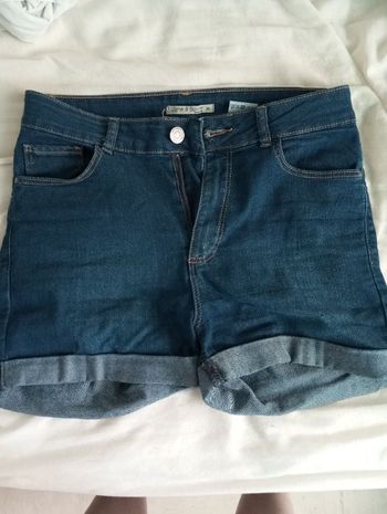 Short en jean "Ligne à suivre" taille 38