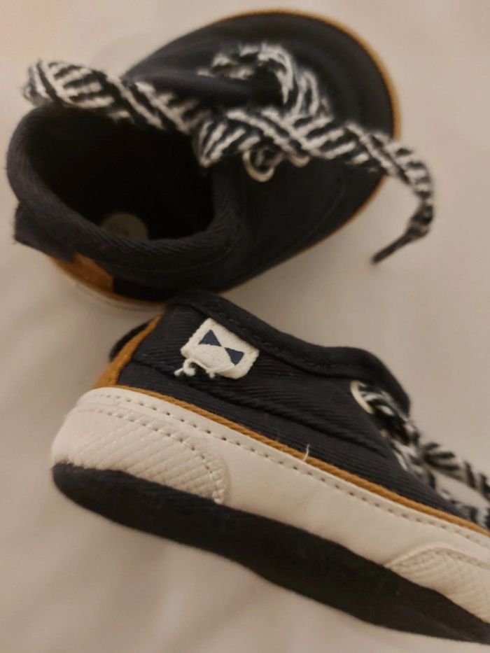 Chaussures bebe - photo numéro 3