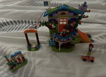 LEGO® Friends 41335 La cabane dans les arbres de Mia