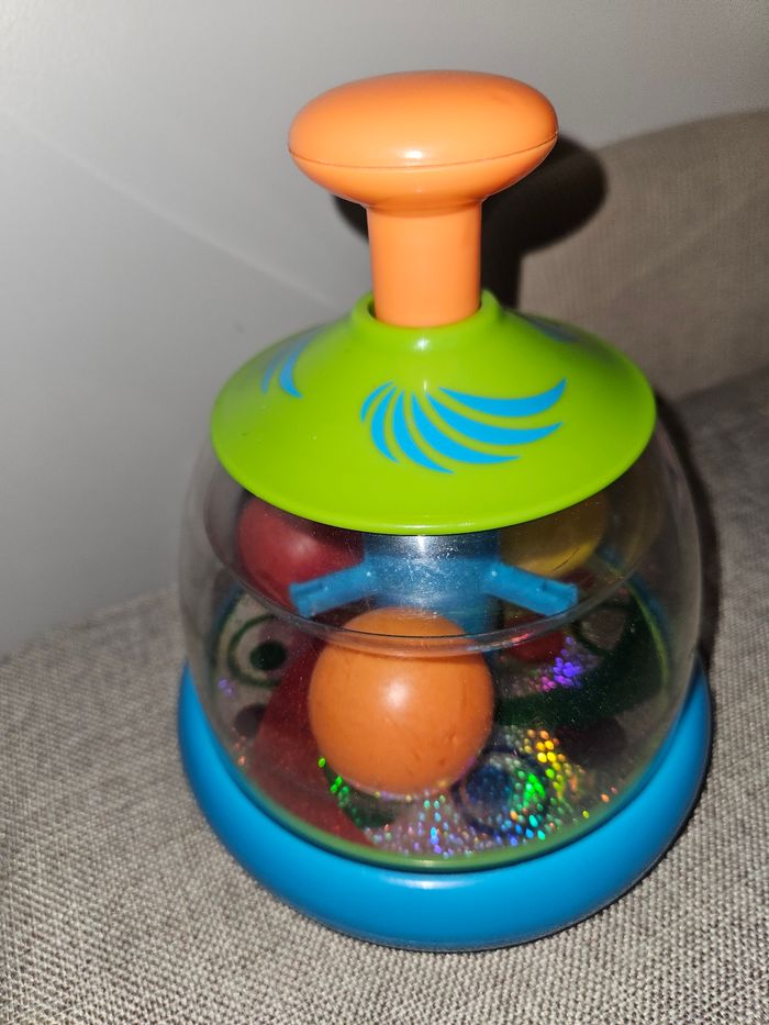 Toupie bébé - photo numéro 2