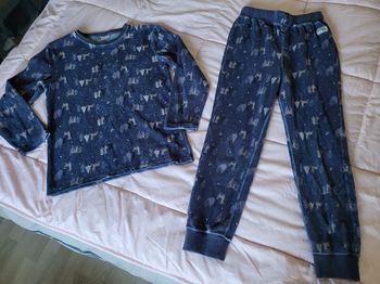pyjama velour tao 10ans  (8e)