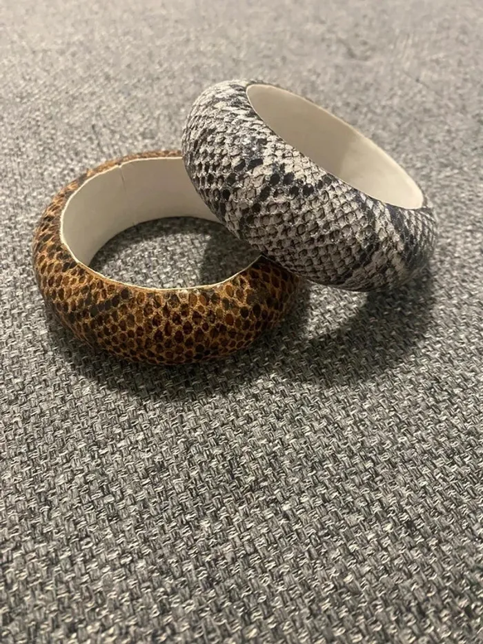 Ensemble de deux bracelets anneaux - joncs - imitation serpent / reptile . . - photo numéro 3