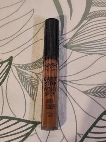 Nyx correcteur contour 3,5ml   à utiliser 12 mois après ouverture