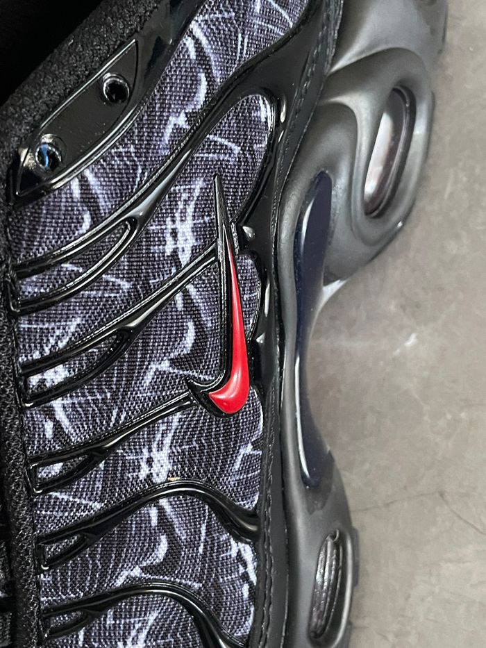 Nike TN Gris Rouge 41 - photo numéro 6