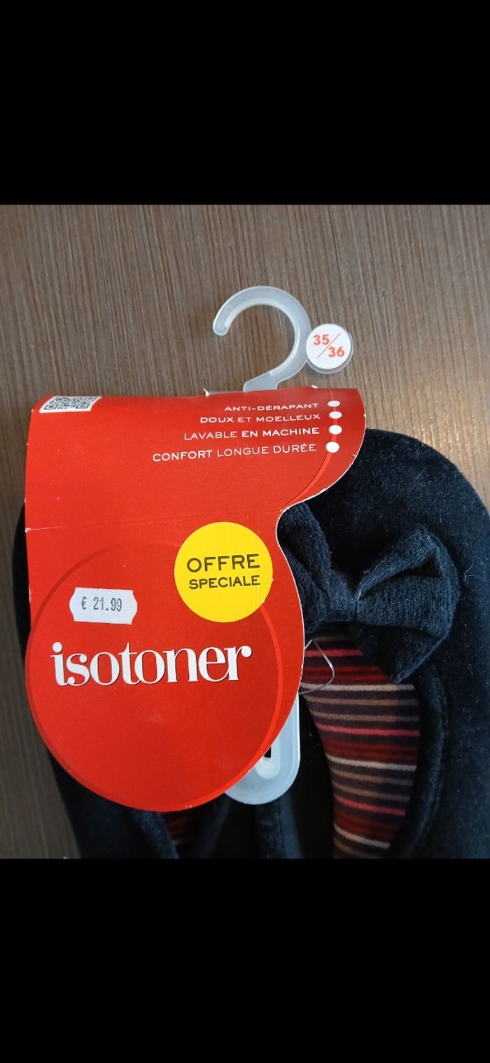 Chaussons femme noir  isotoner 35/36 - photo numéro 2