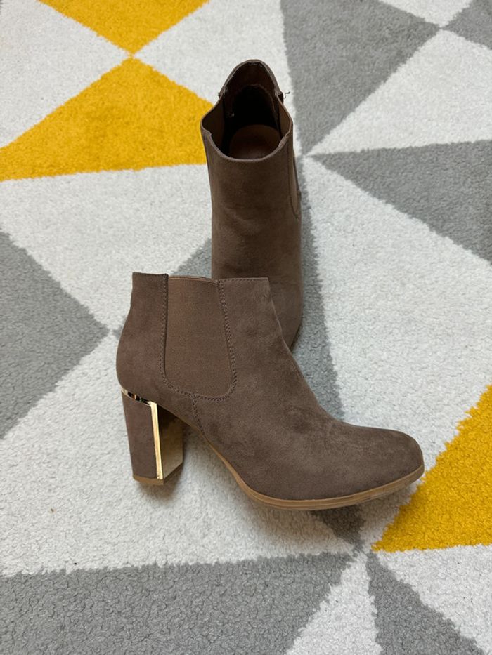 Bottines à talons Grands Boulevards Taille 37 - photo numéro 4