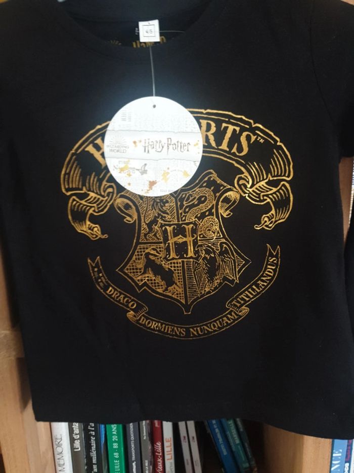 Lot de Tshirts harry potter garçon 4/5ans - photo numéro 5