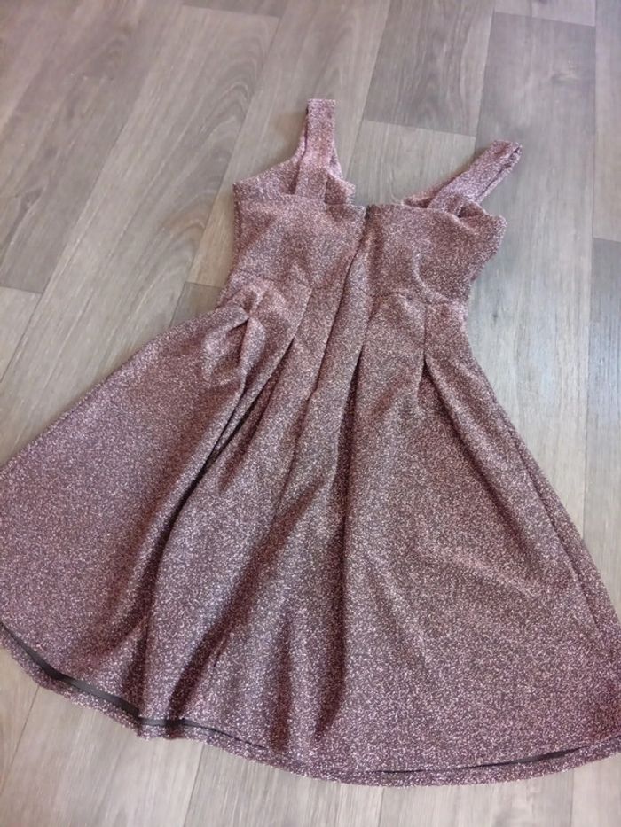 Robe a paillettes - photo numéro 5