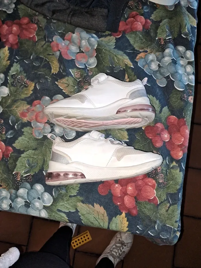 Basket fille 29 - photo numéro 3