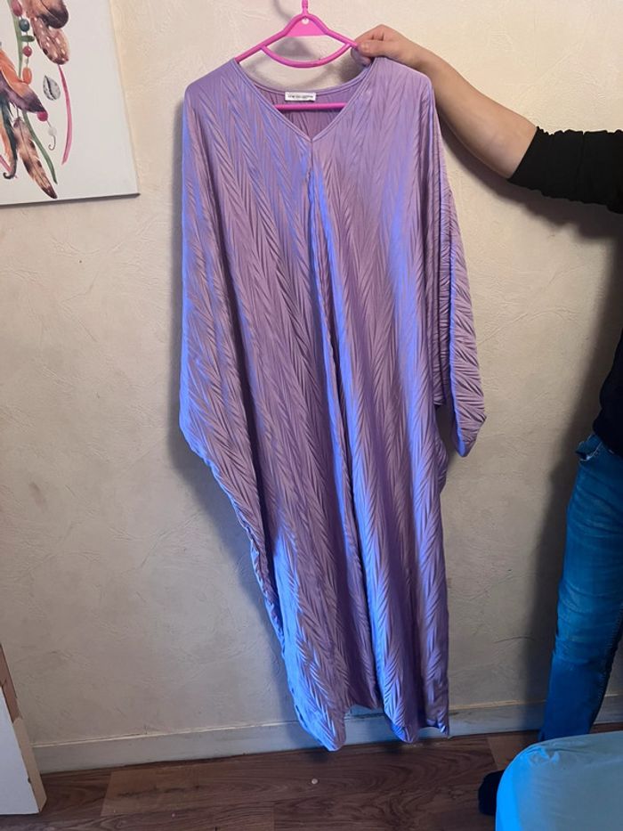 Robe neuve - photo numéro 2