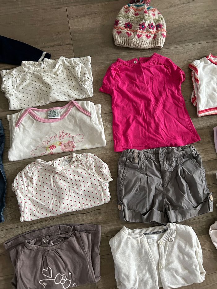 Lot de vêtements bébé fille - photo numéro 2