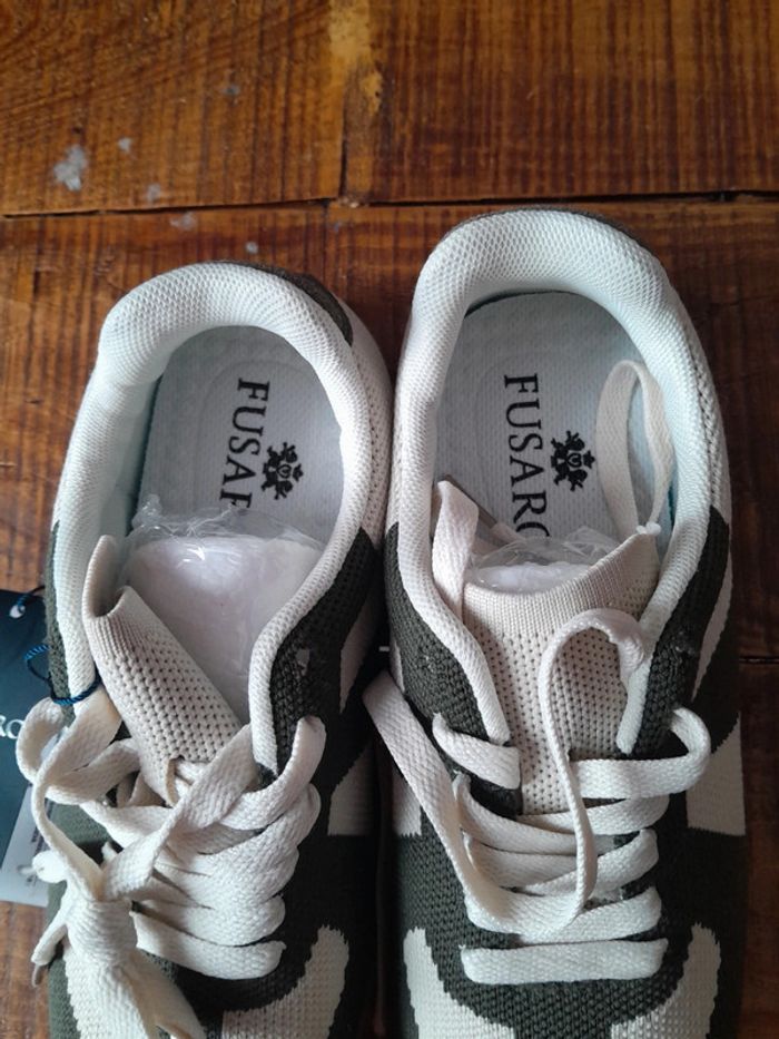 Baskets fusaro taille 36 neuves - photo numéro 2