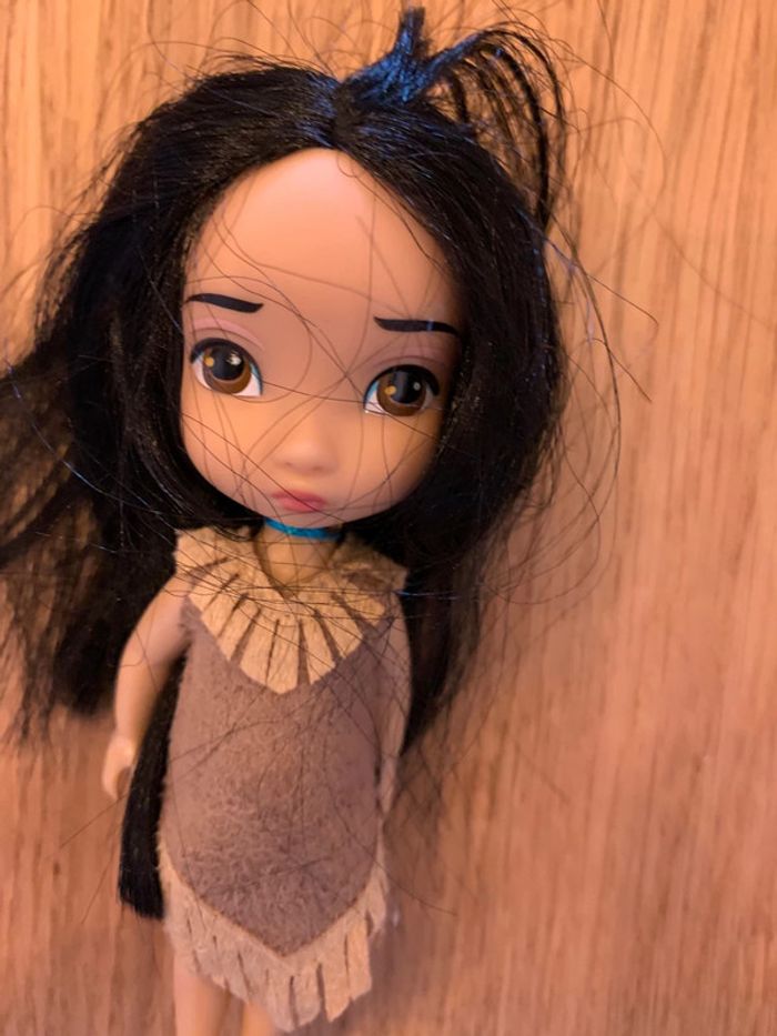 petite poup?�e Animator aventuri?�re Pocahontas Disney dessin anim?� Pocahontas - Disney | Beebs