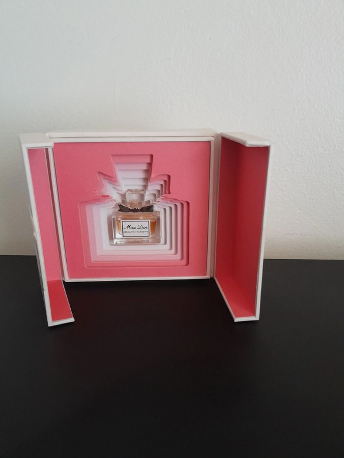 Dior  Parfum avec Présentoir