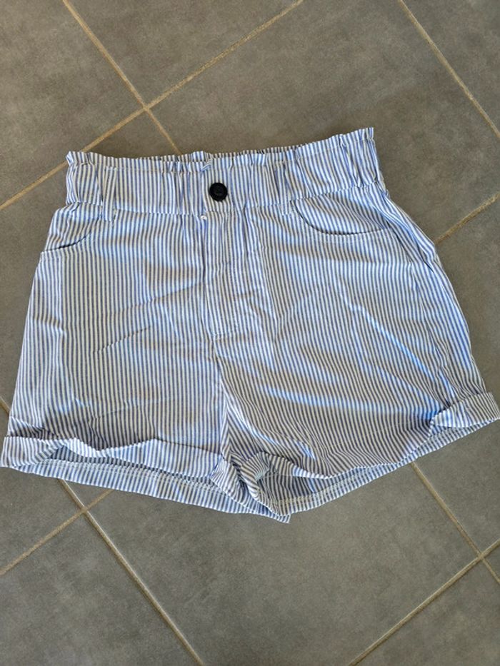 Short taille haute rayé