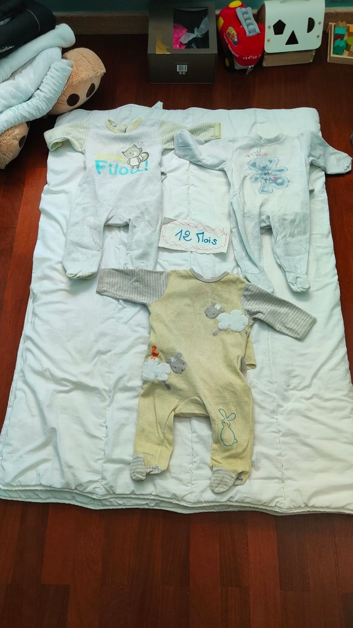 Vends vêtements bébé garçon 12 mois - photo numéro 2