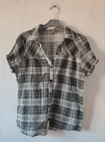 Magnifique blouse fashion elle taille 42 ou Xl