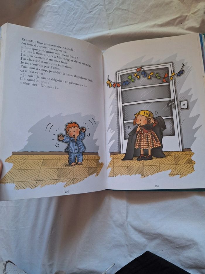 Livre d'histoires - photo numéro 3