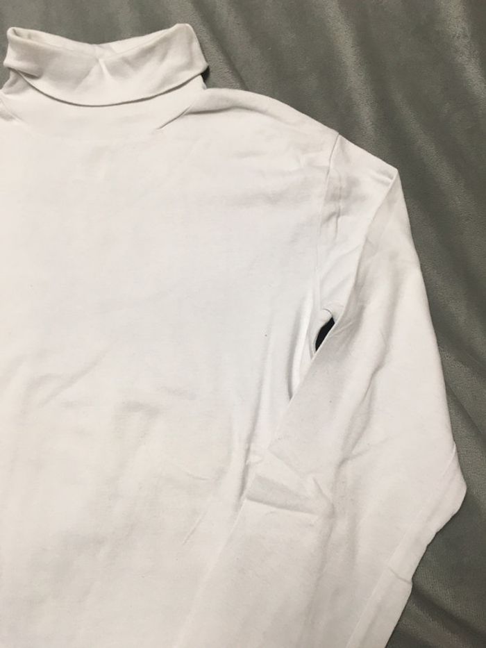 Col roulé blanc + un noir donné - photo numéro 2