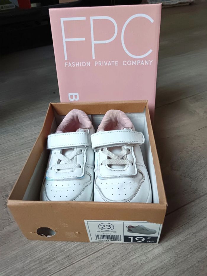 Baskets scratch taille 23 FPC - photo numéro 2