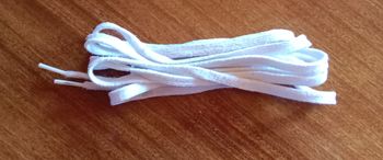 Lacets plats blanc