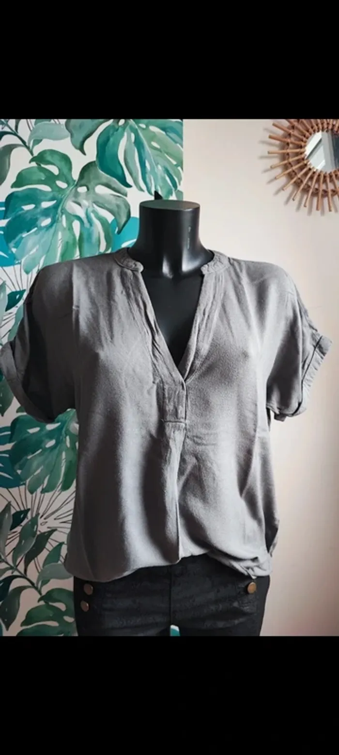 Blouse taille 38/40 - photo numéro 2