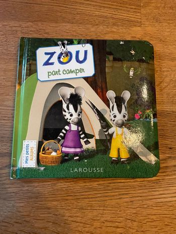 Livre Zou part camper