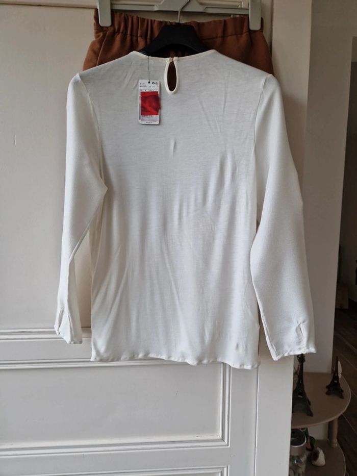 Lot de jupe et blouse🤎🤍 - photo numéro 9