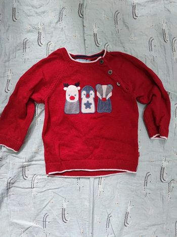 Pull rouge animaux Noël T.18 mois