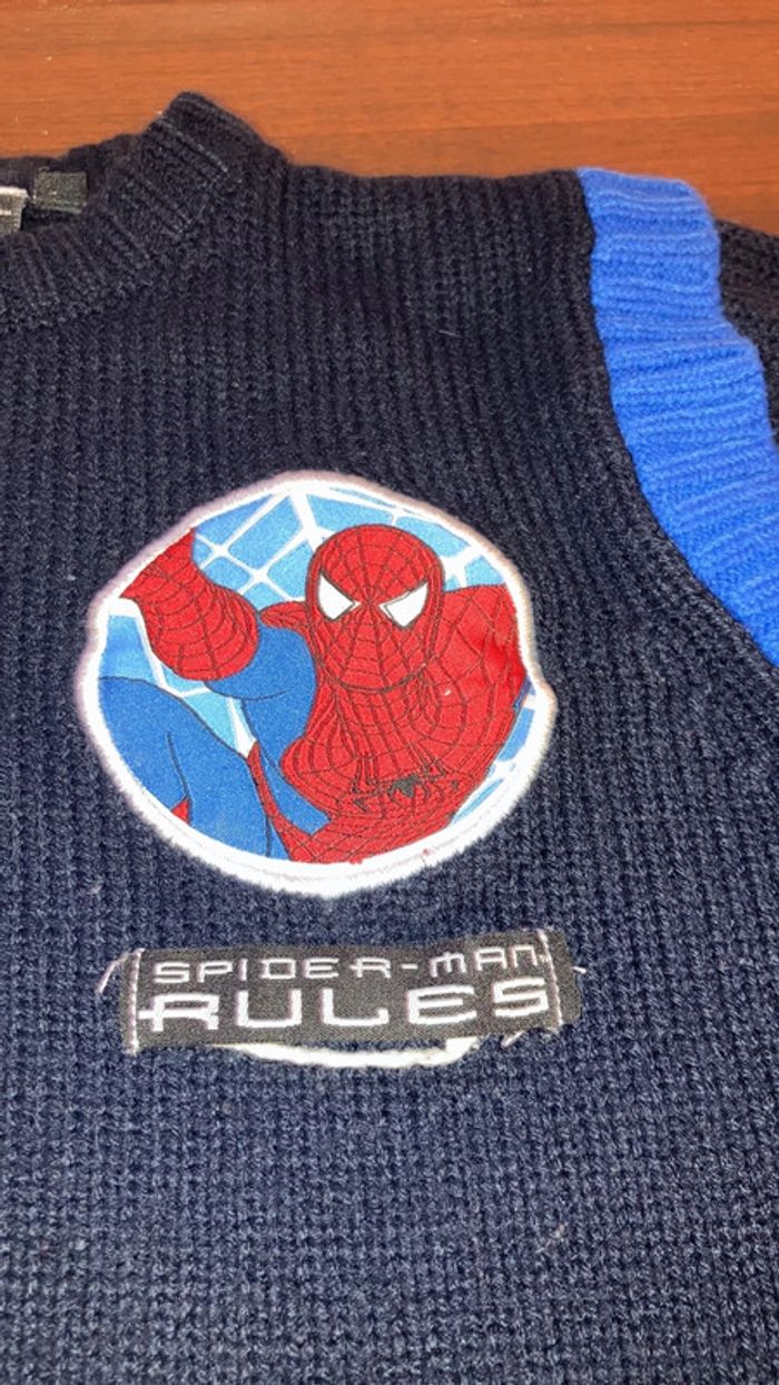 Pull Enfant Spiderman 3. 4 ans. - photo numéro 4