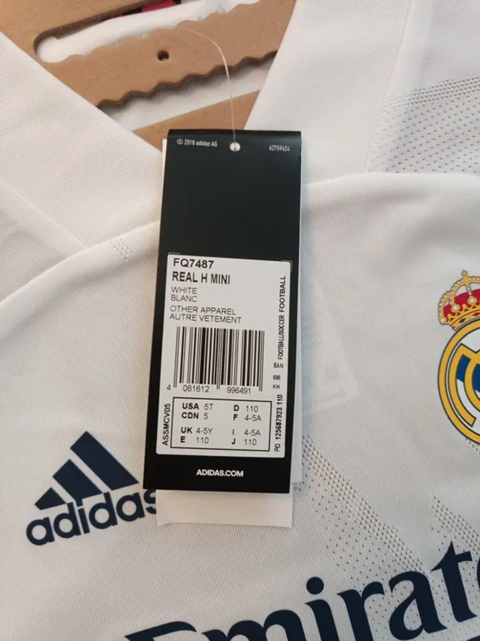 Tenue de foot Adidas équipe Réal Madrid taille 4/5 ans authentique neuf - photo numéro 9