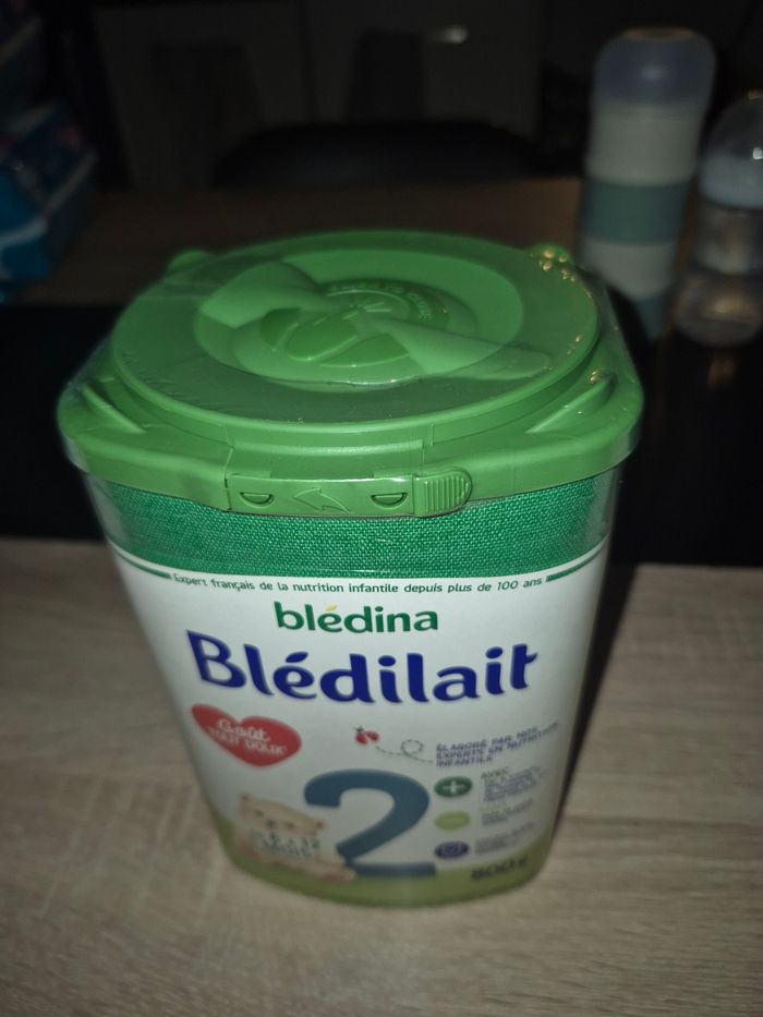 Boîte de lait 2eme age bledilait neuf - photo numéro 2
