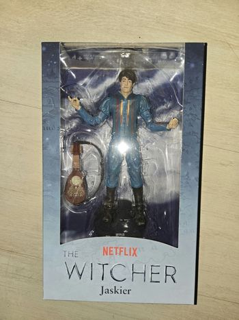 Figurine netflix the witcher neuve