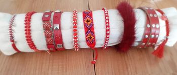 Lot 9 bracelets fantaisie rouge