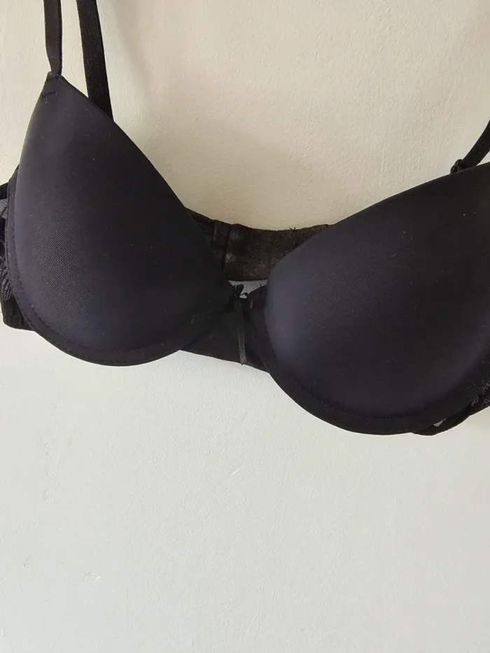 Soutien-gorge - photo numéro 3