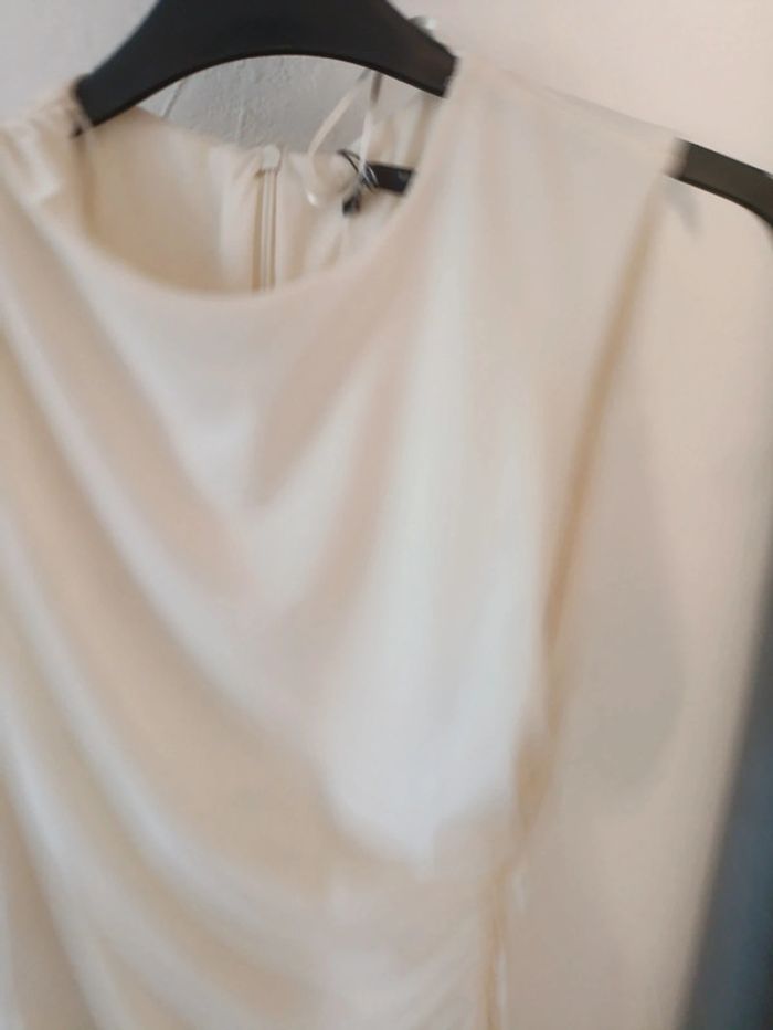 Robe plissée Zara crème neuve - photo numéro 3