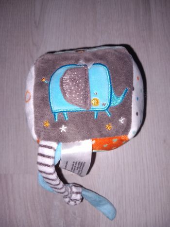 Cube d'éveil TBE