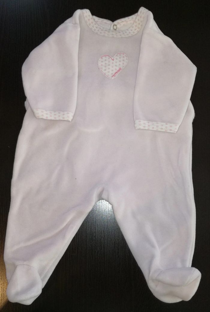 lot de 4 pyjamas 3 mois fille et 1 surpyjama - photo numéro 2
