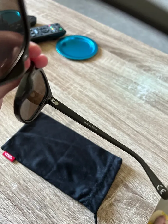 Lunette de soleil vans - photo numéro 7