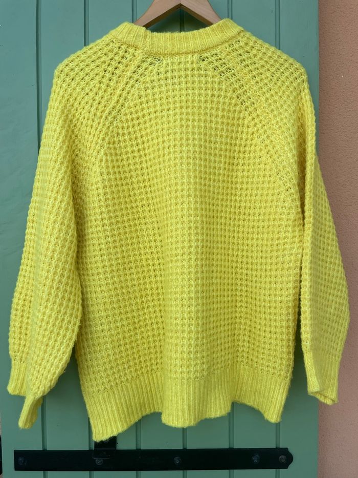 Pull en laine jaune - photo numéro 5
