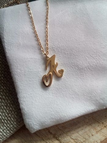 Collier lettre prénom A + perle de jade