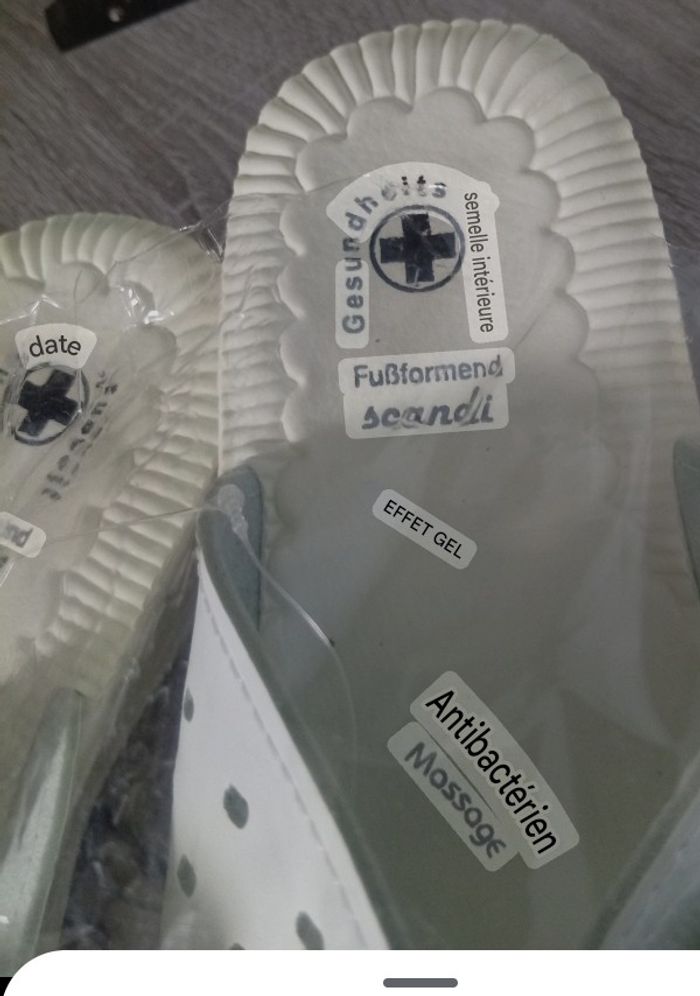 Jolie paire de claquettes confort massage anti bactérien - photo numéro 7