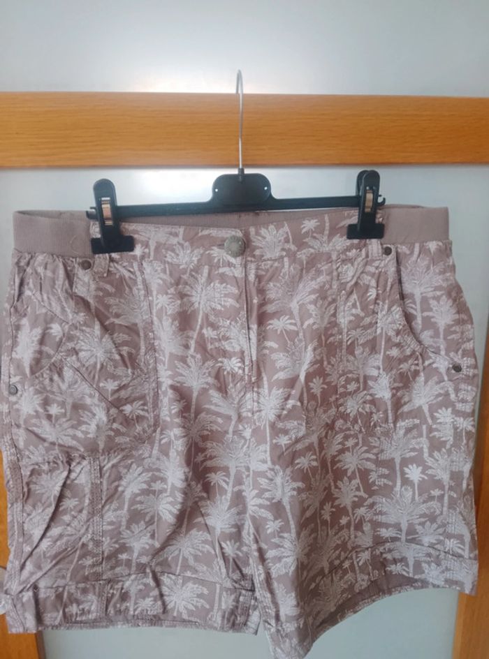 Short Femme 44 - photo numéro 2