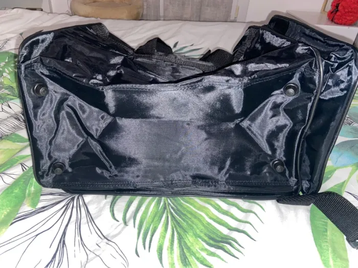 Sacs de voyage et trousse de toilette - photo numéro 5