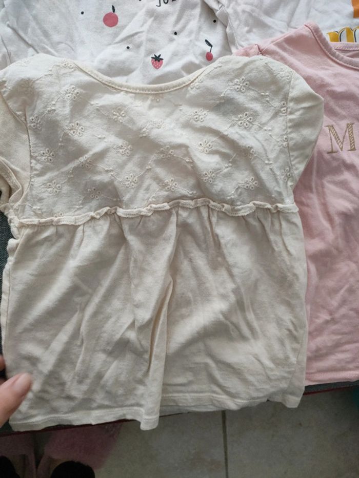 Lot tee-shirts 18 mois - photo numéro 5