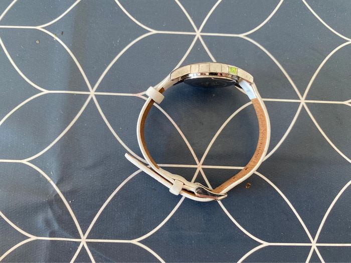Montre - photo numéro 2